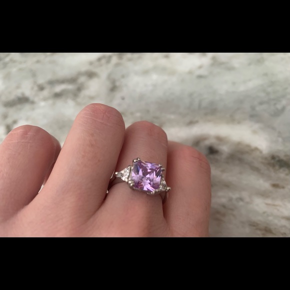 🦋Light purple cubic zirconia ring - Picture 6 of 11
